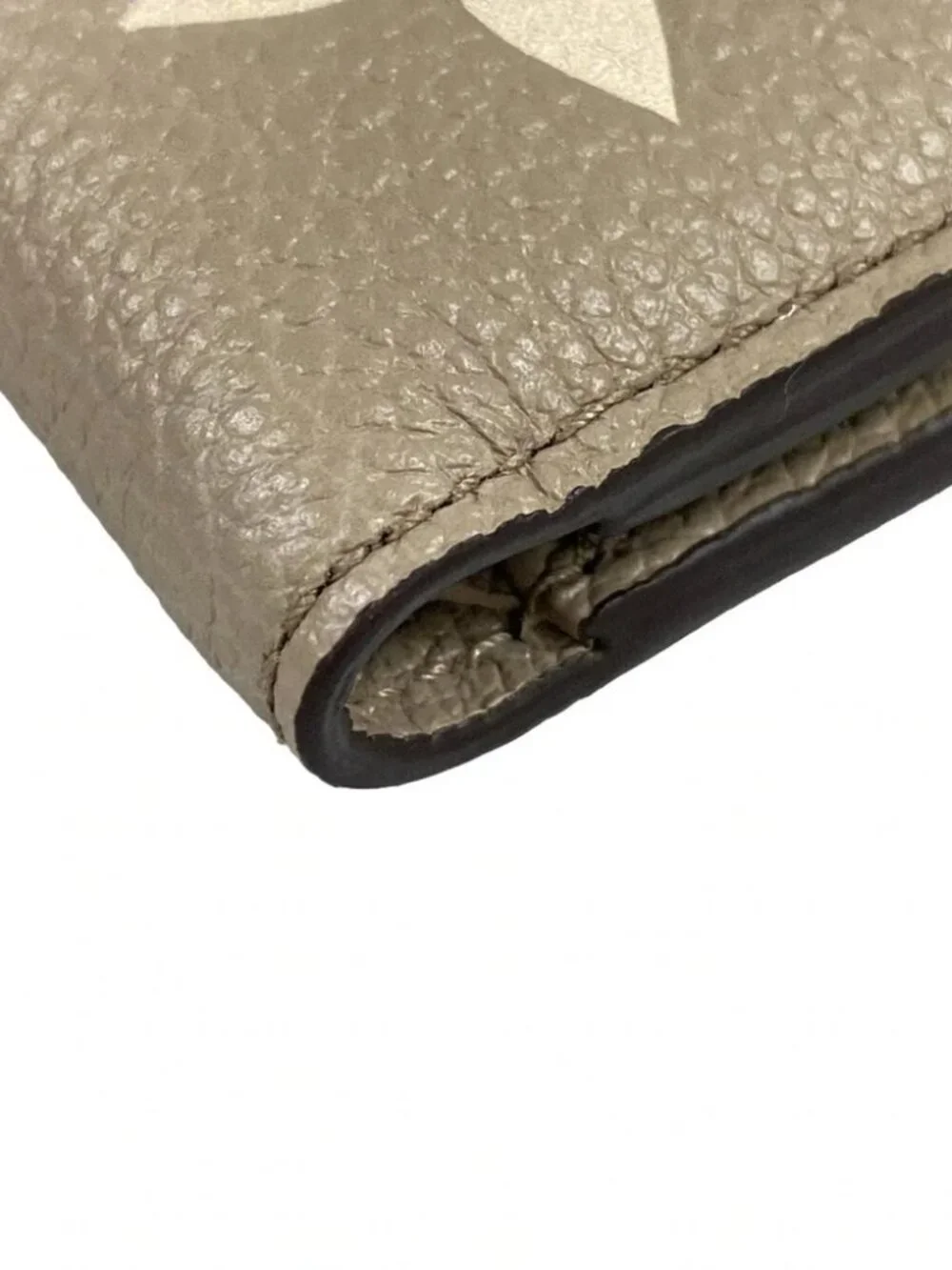 LOUIS VUITTON Portefeuille Victorine Tourtrail/Claim RFID : confirmed